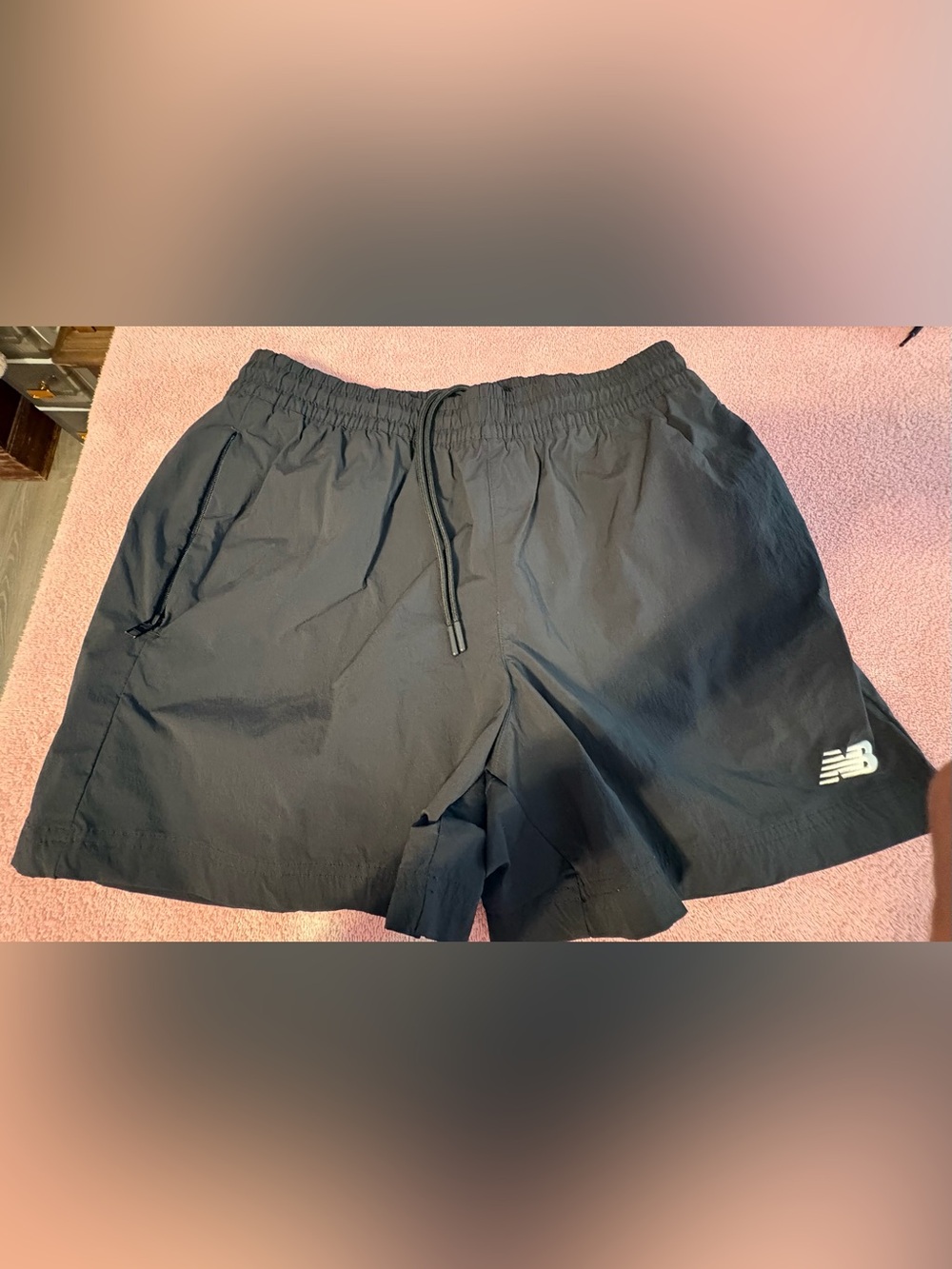 Men’s New Balance Black RC shorts elastic drawstring & zippered pockets Sz M